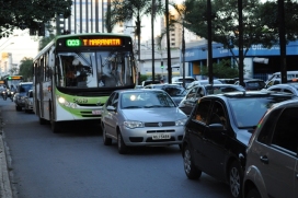 Avenida T-7