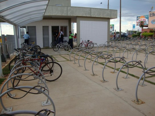 Bicicletário no Terminal Cruzeiro: local para guardar as bicicletas